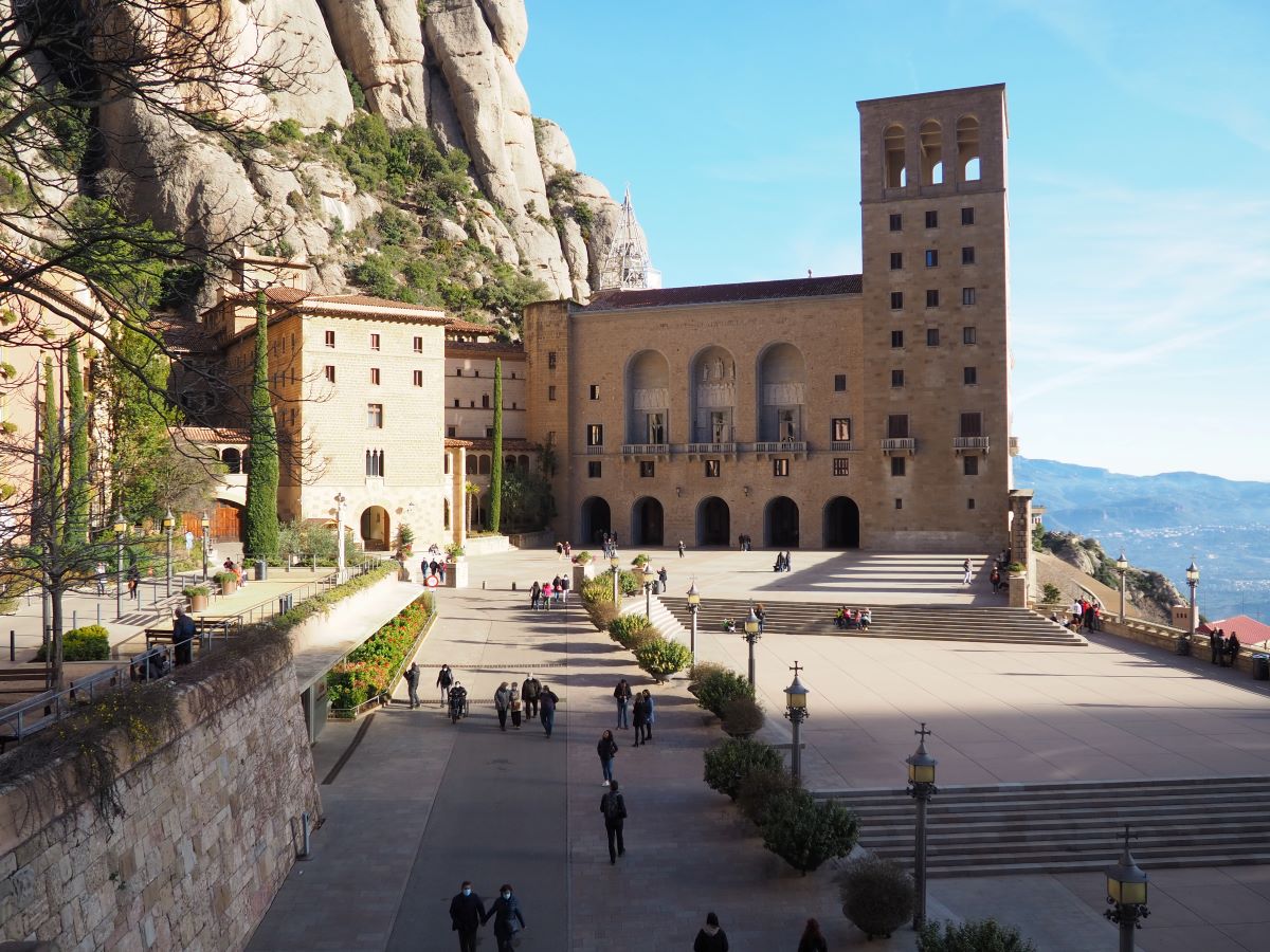 Montserrat luostari